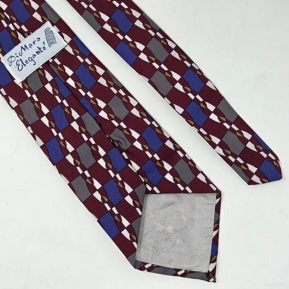 DIMARO ELEGANTE POLYESTER TIE BURGUNDY BLUE GRAY GEOMETRIC 3.75" X 55" RETRO USA - Picture 2 of 3
